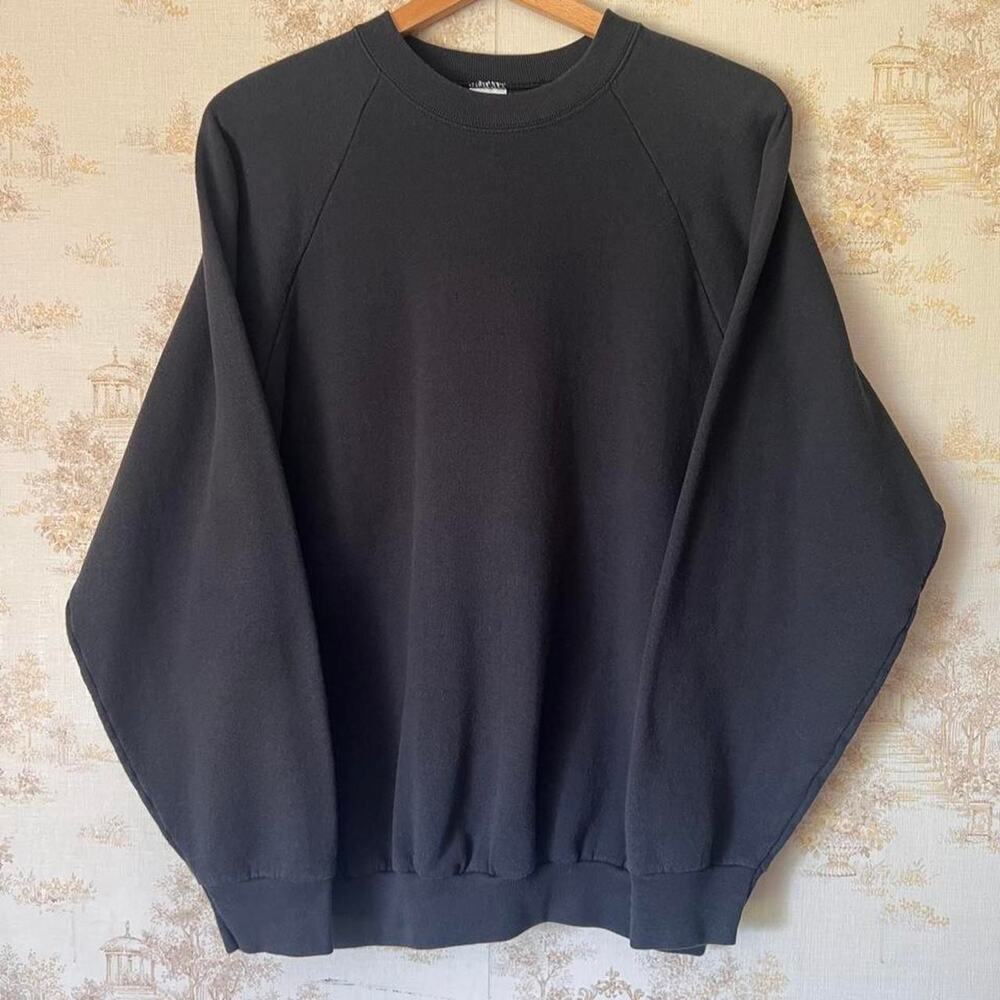 Vintage 90s Blank Black Raglan Sweatshirt | Fruit of the Loom 50/50 | Size L